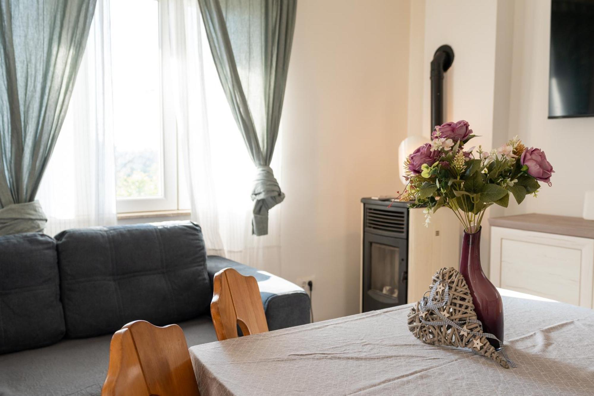 Two-Bedroom Apartment Rea In Rovinj Exterior photo