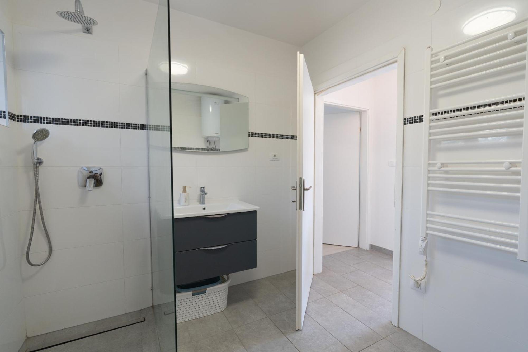 Two-Bedroom Apartment Rea In Rovinj Exterior photo