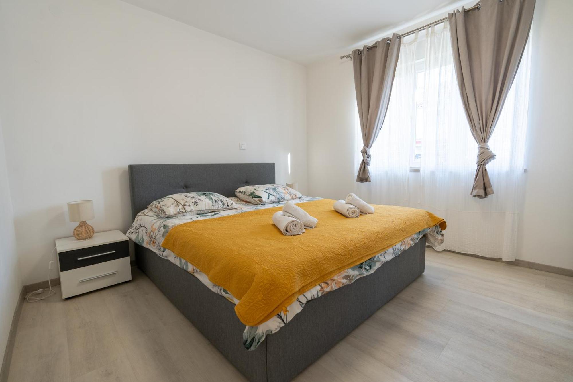 Two-Bedroom Apartment Rea In Rovinj Exterior photo